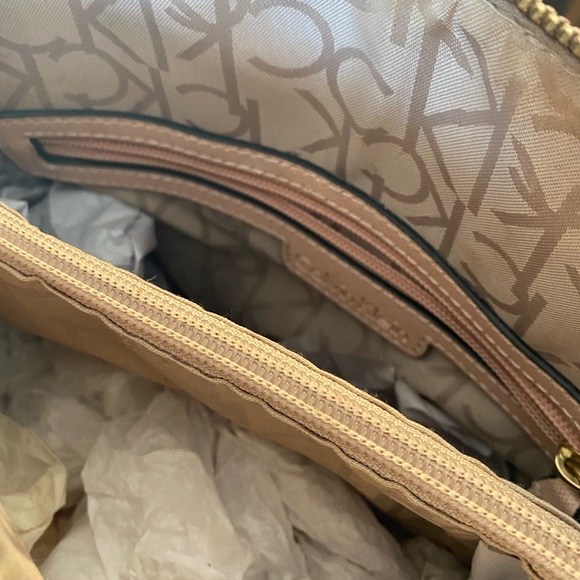 Calvin Klein Purse - Picture 2 of 5